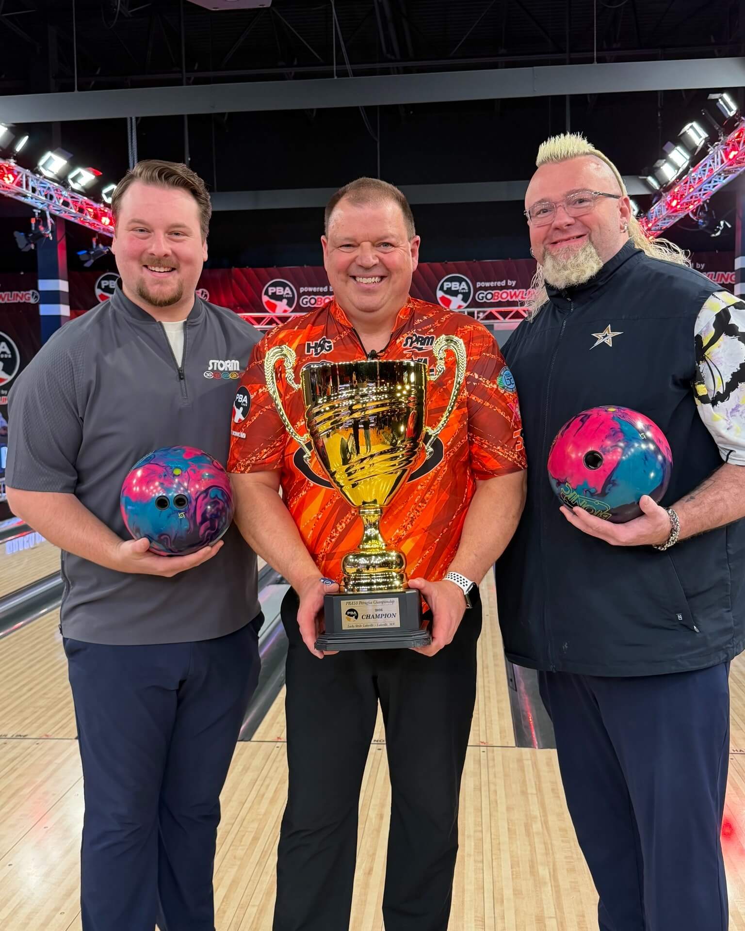 Tom Hess celebrating his PBA50 Petraglia Championship win